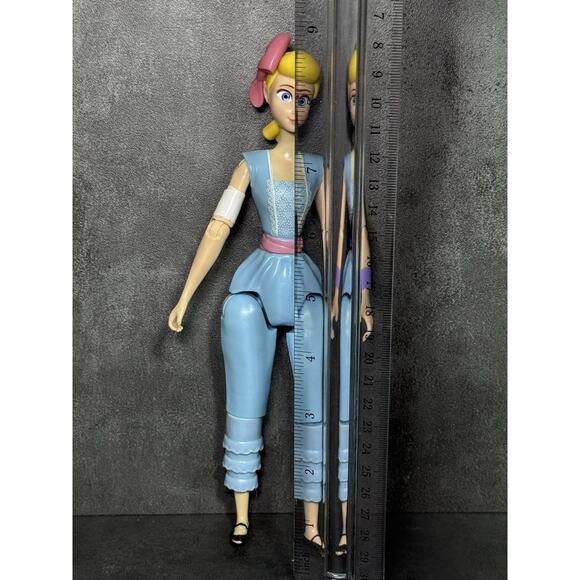 Disney Pixar Toy Story Bo Peep Poseable Doll 9" - 2018 - Picture 2 of 6